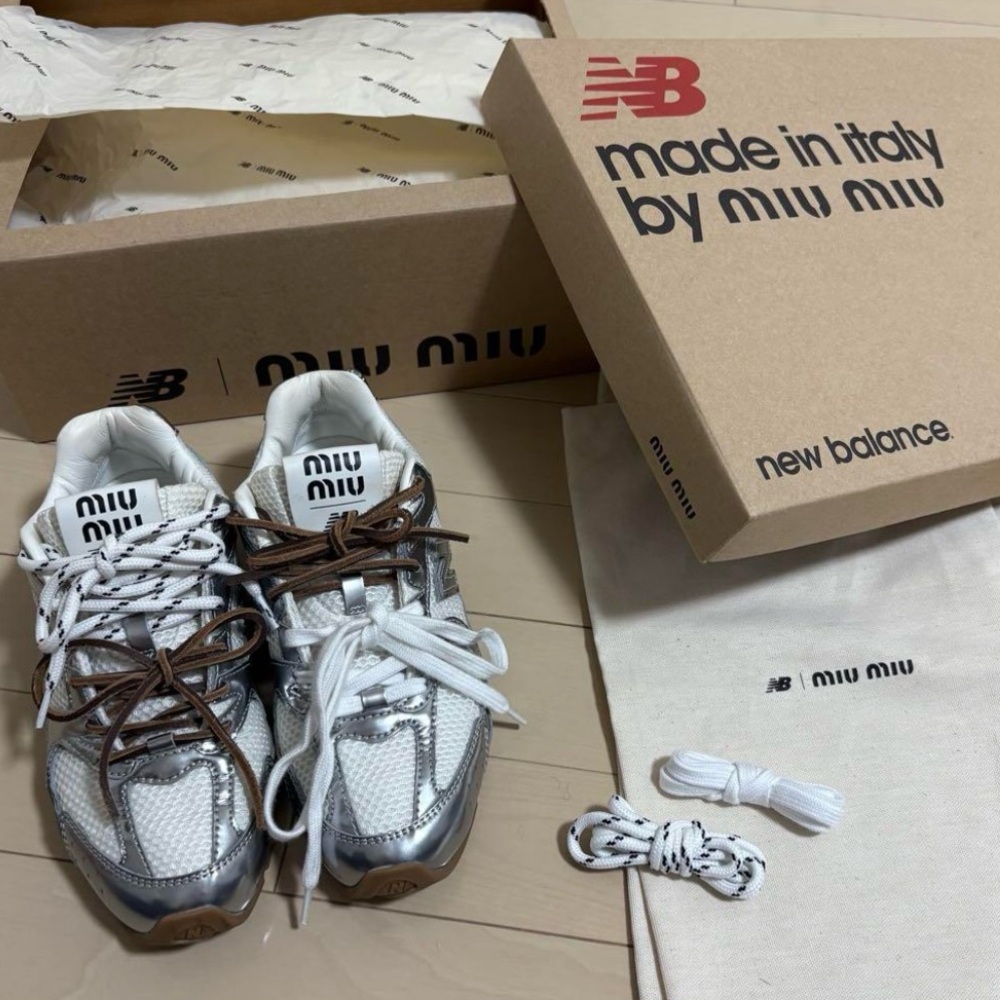 Miu Miu New Balance 530 SL Silver Metallic Leather and Mesh Sneakers size 36